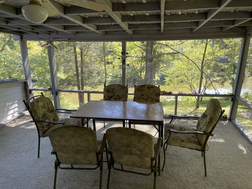 Back screened in porch- great spot for
Morning coffee.