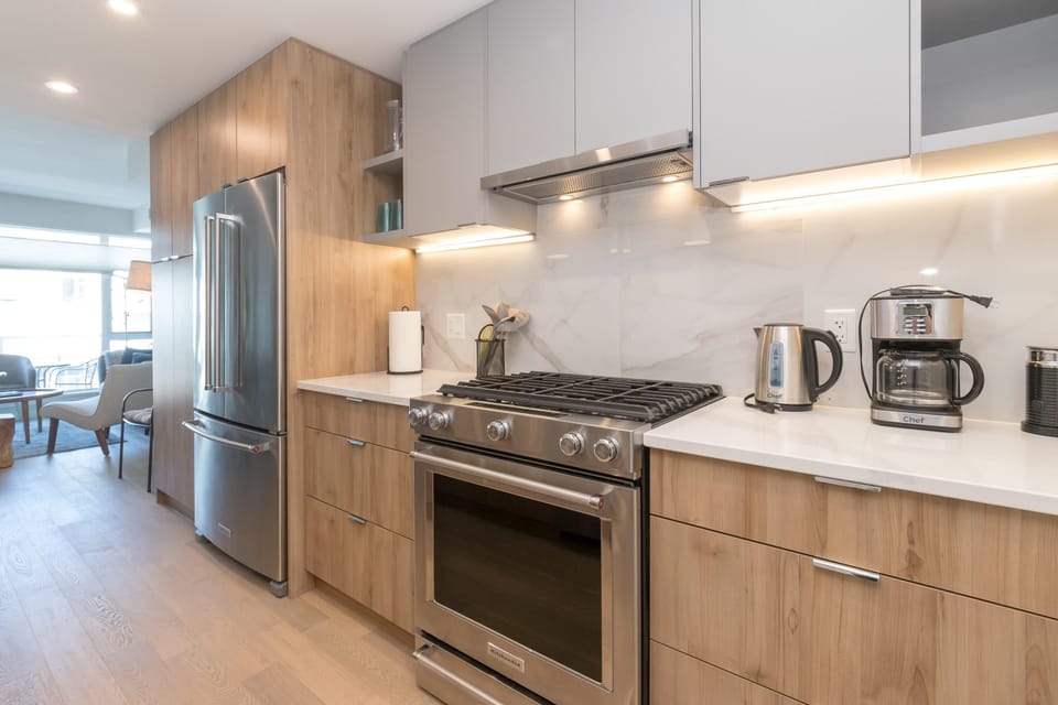 Cook top with pull out light and fan