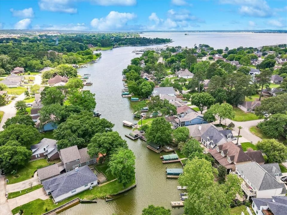 Waterway to Lake Conroe