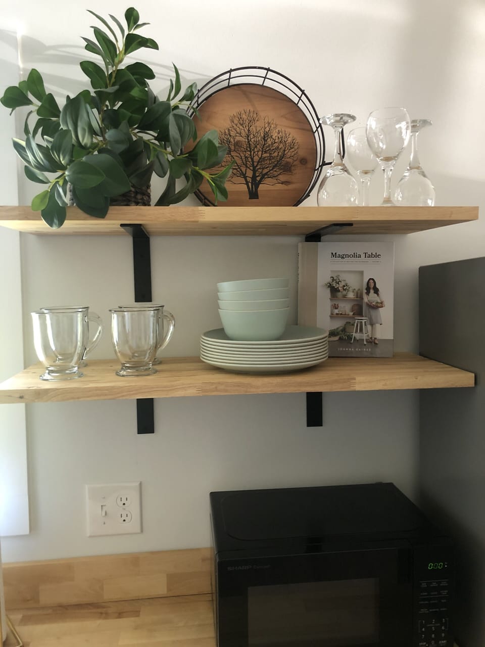 Fully stocked kitchen, coffee pods and creamer provided.  