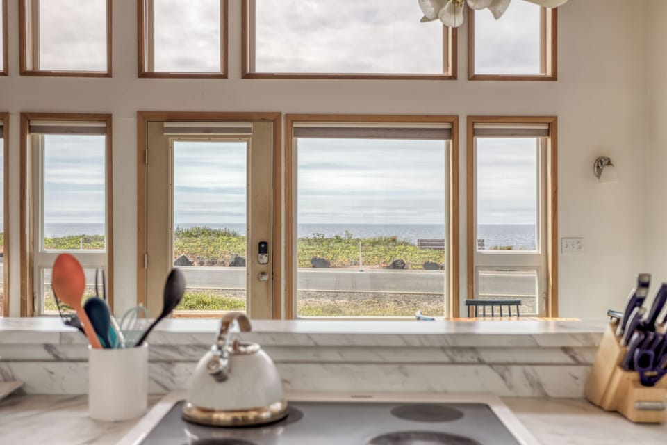 Kitchen with huge windows