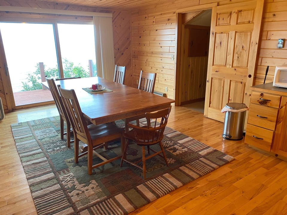 Guesthouse Main Floor with Private Balcony