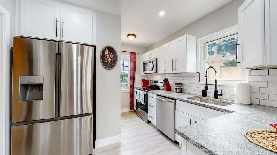 Maintained to the highest standards for a fresh and hygienic cooking space.