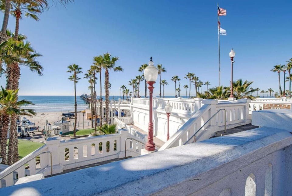 Beach/ocean view