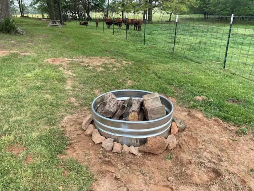 Fire pit 
