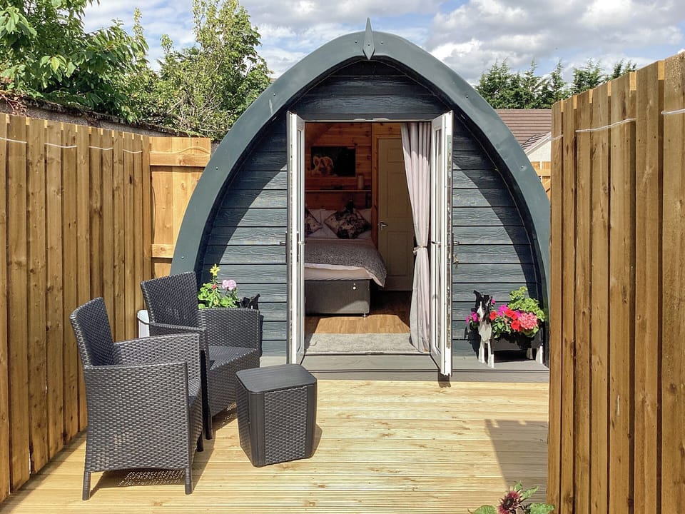 Exterior | The Dalmore Pod, Alness