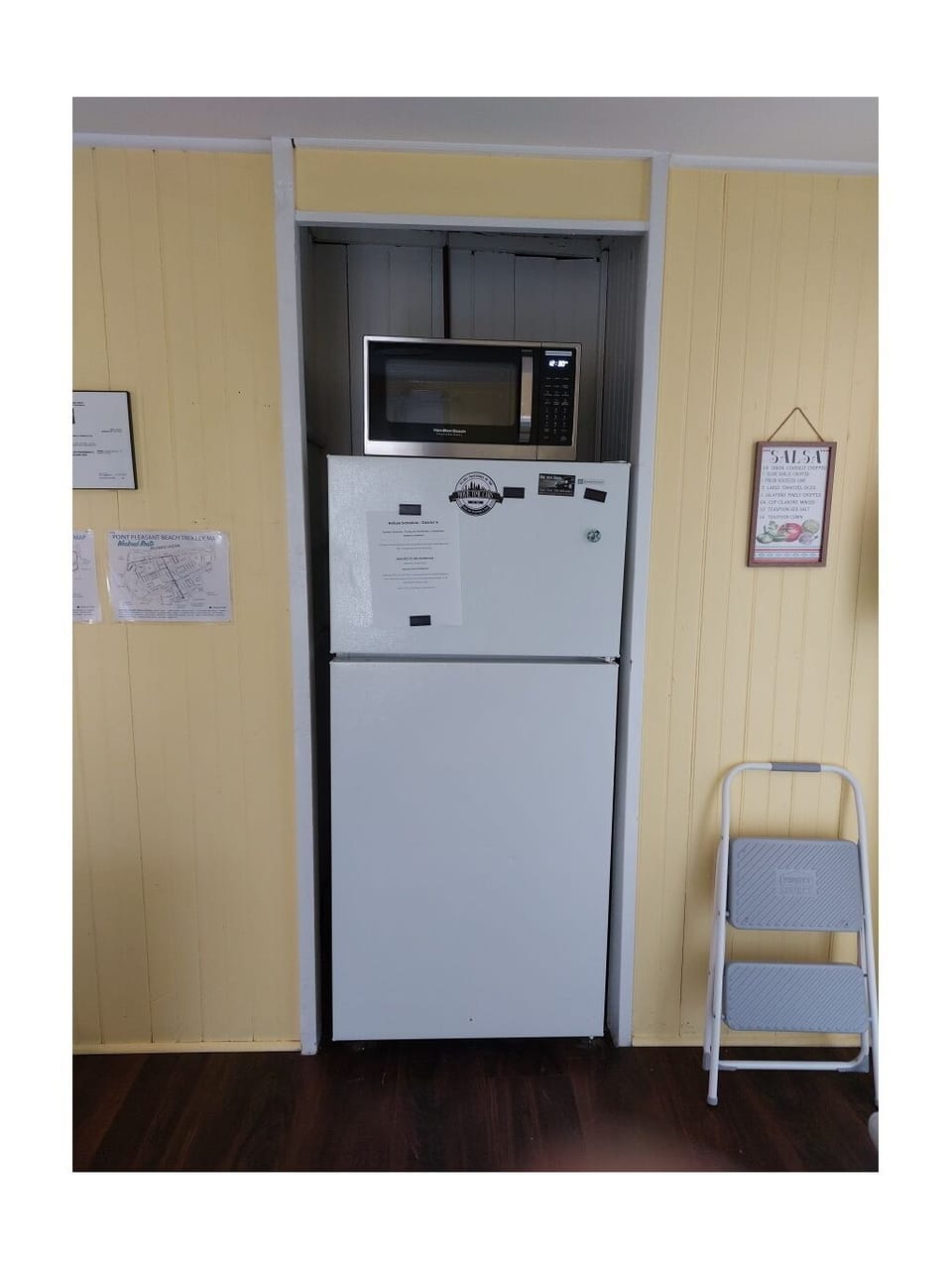 Of course what kitchen is complete without a Microwave and fridge.