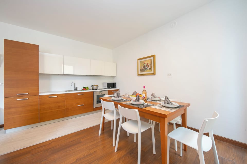 Kitchen and dining area