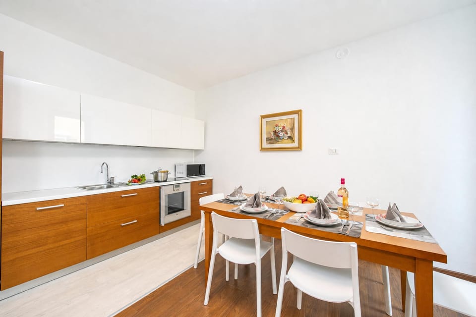 Kitchen and dining area
