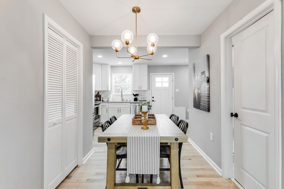 Dinning Room Area 