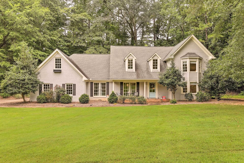 Athens Vacation Rental | 4BR | 3.5BA | 2,850 Sq Ft | 3 Steps to Enter