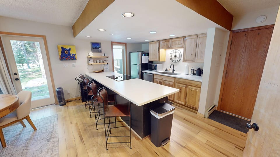 Fully Equipped Kitchen - Fully Equipped Kitchen