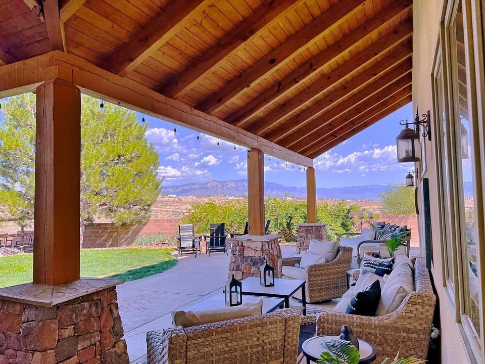 Back Porch (Portal) and THE VIEW