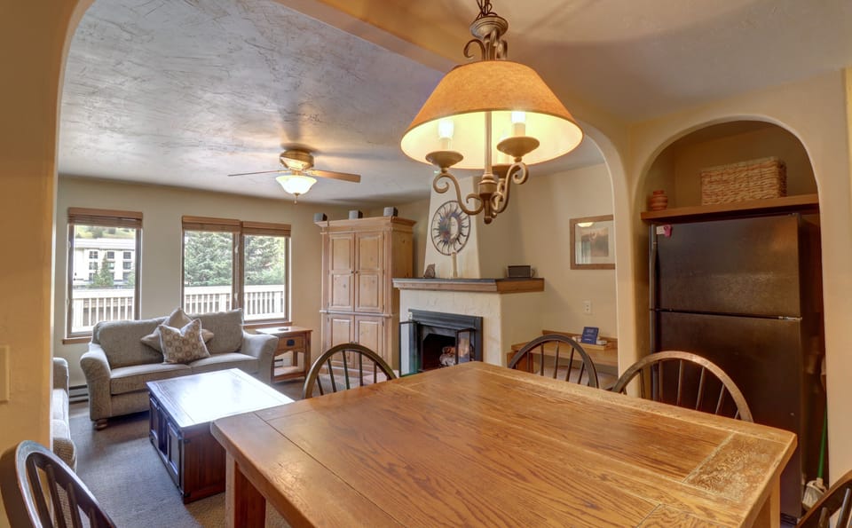 Open concept dining and living area