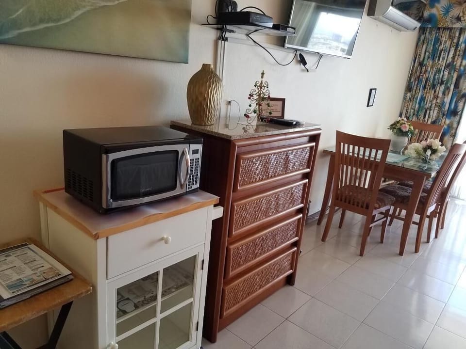 Microwave oven