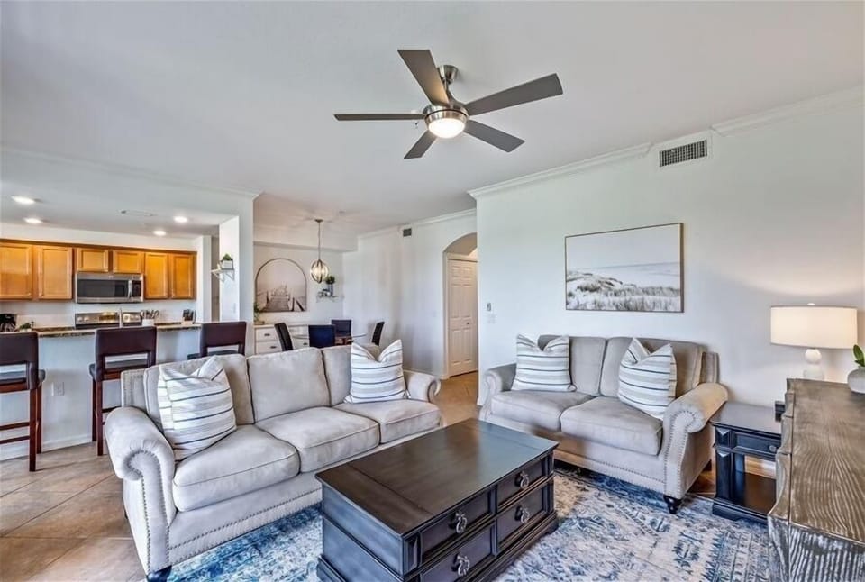 Living Room & Kitchen