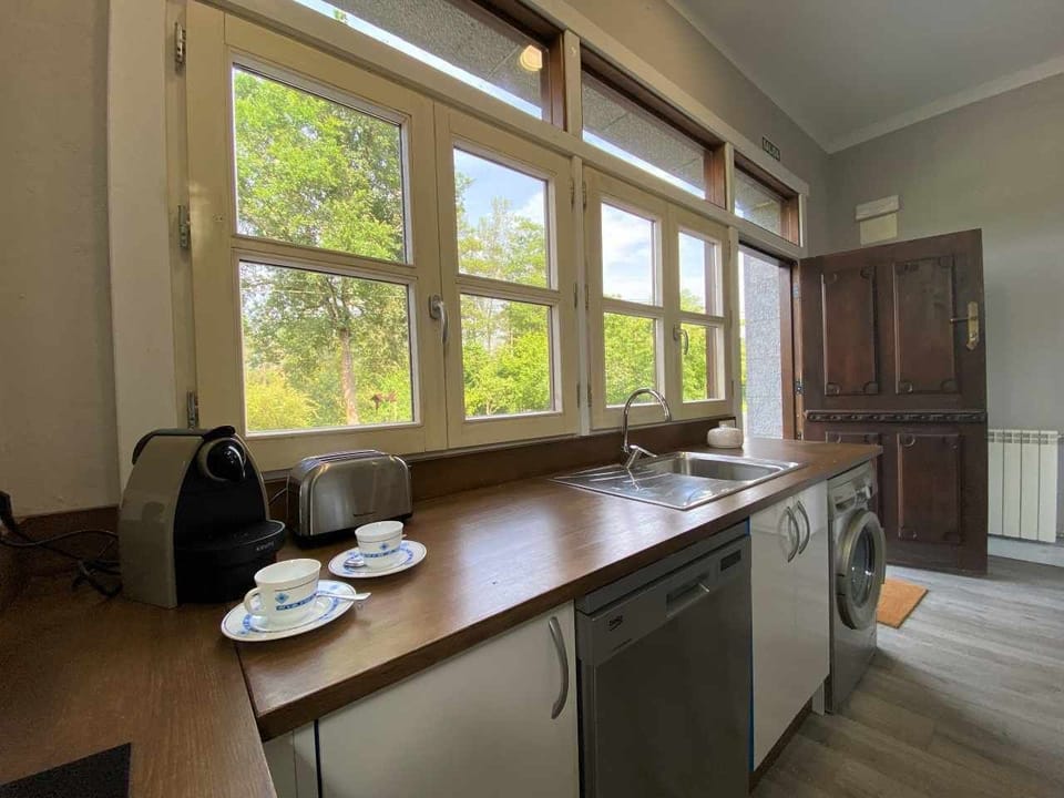 Kitchen or kitchenette,Garden view