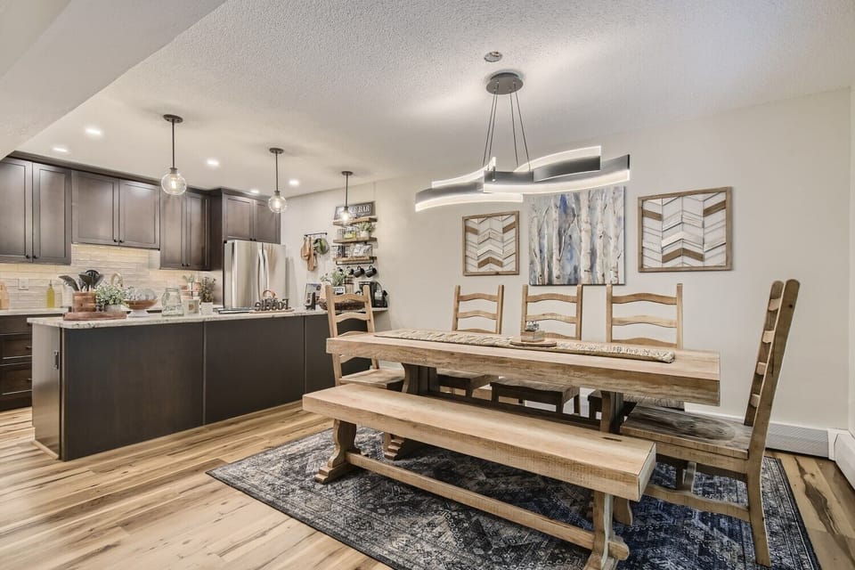 CC206 Dining Area