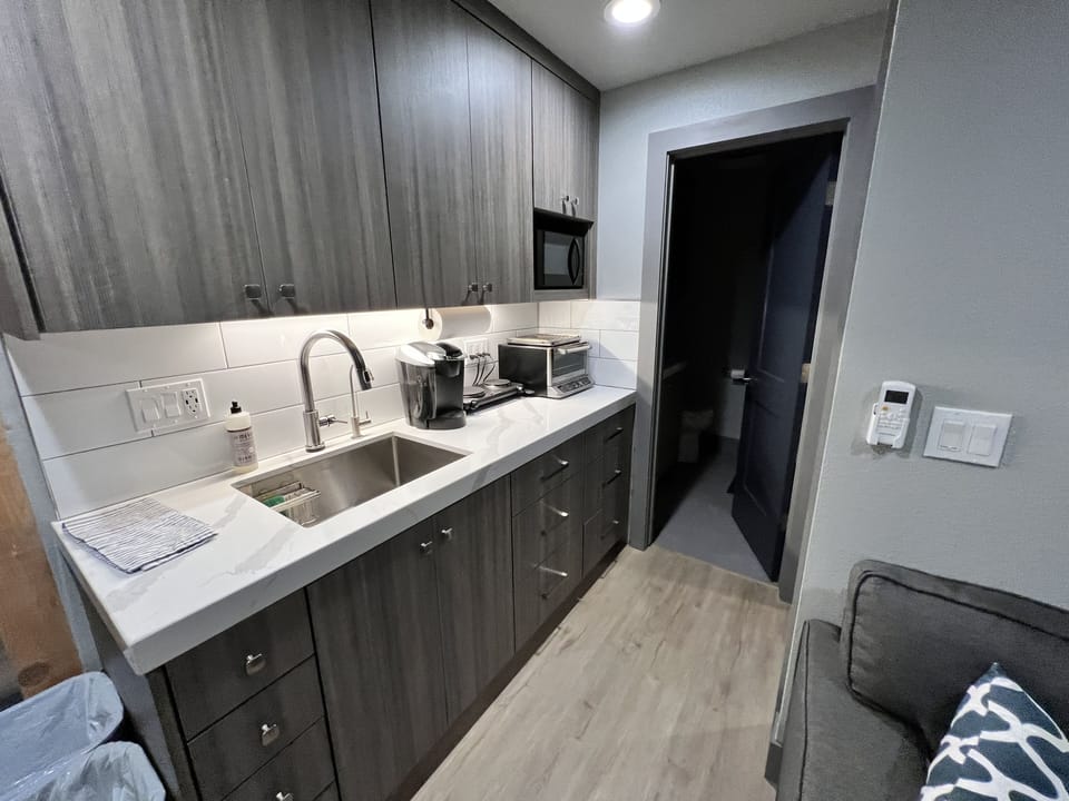 Kitchenette