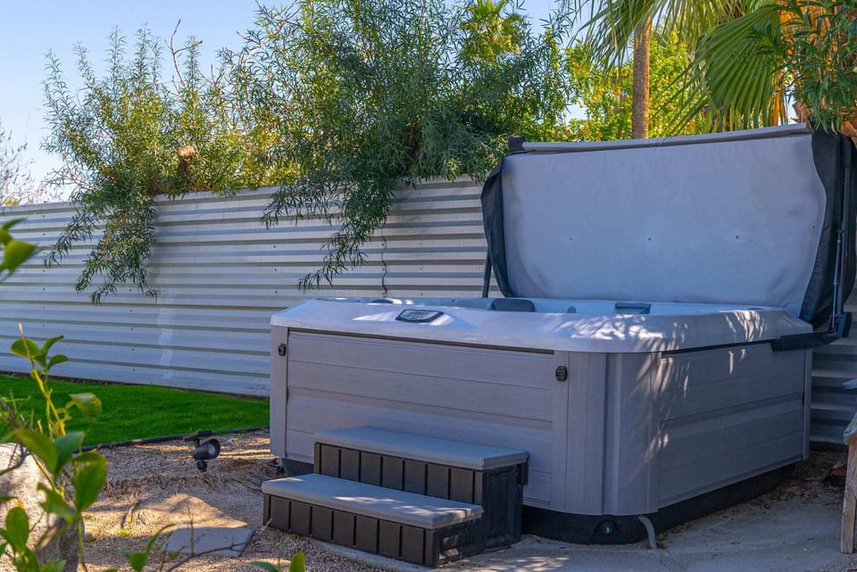 State of the Art Jacuzzi