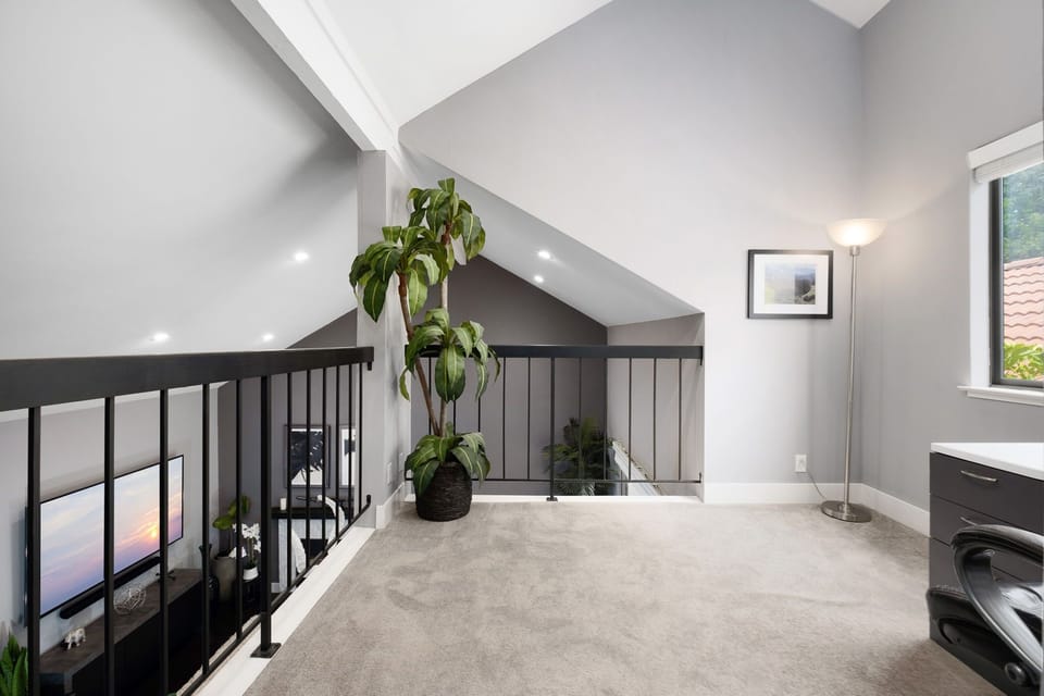View when you step out of the upstairs bedroom. Home office w/ a beautiful view