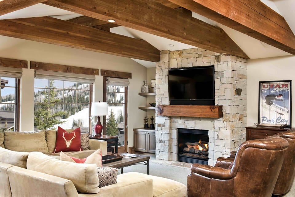 Furniture, Living Room, Indoors, Room, Couch