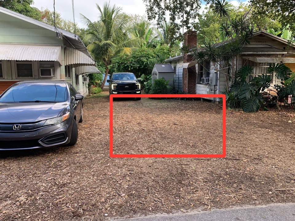 Parking in front of the main house