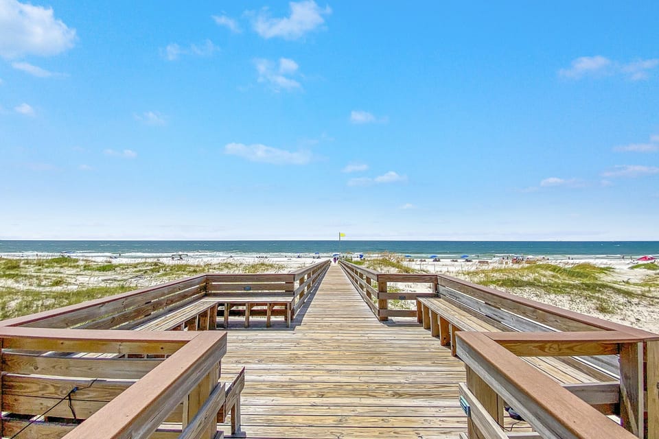 Beach/ocean view