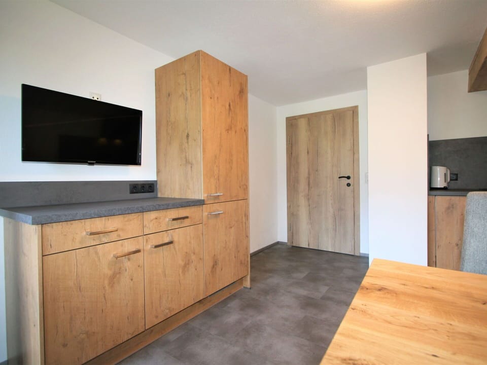 Cabinetry, Furniture, Property, Building, Wood, Flooring, Floor, Wood Stain, Hardwood, Home Appliance