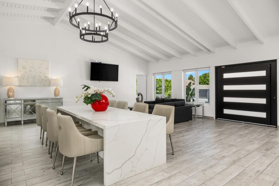 With luxurious finishes and modern decor, this is the ideal place to unwind with your loved ones. Our villa can accommodate up to 10 guests, so gather your friends and family for an unforgettable vacation.