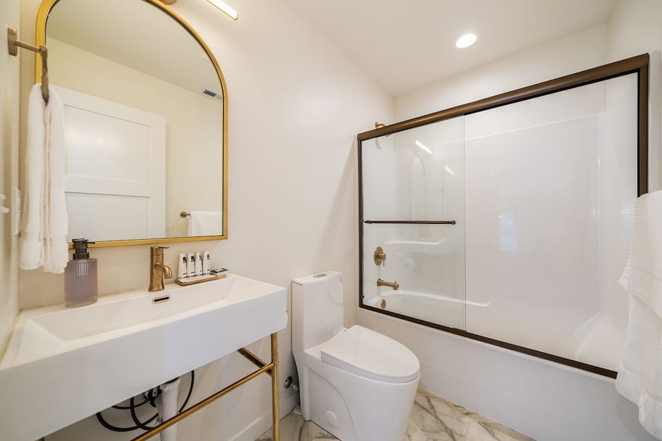 Ensuite Bath