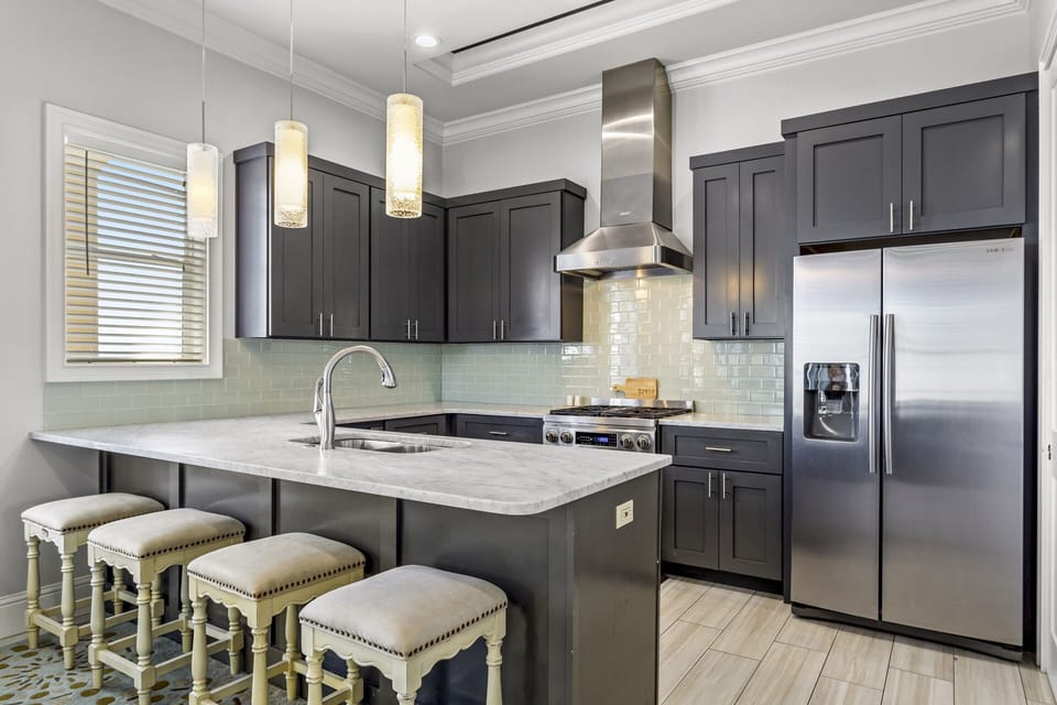 22-Sea-Vue-Kitchen