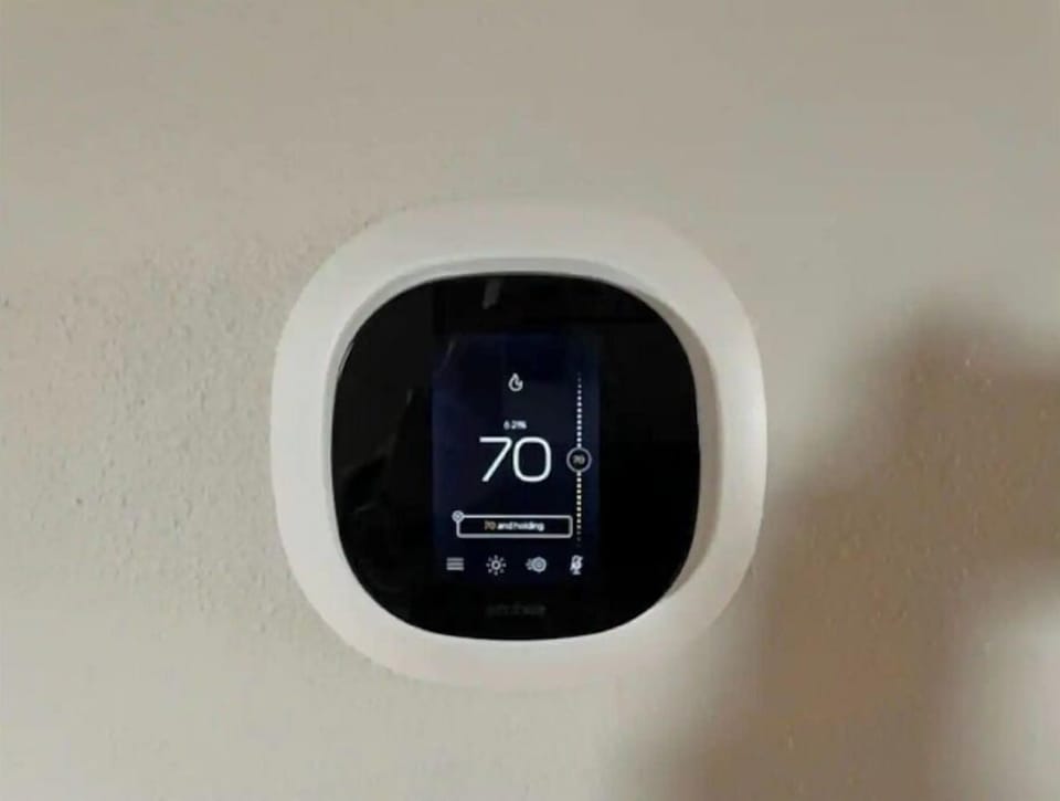 Ecobee thermostat with temperature sensor