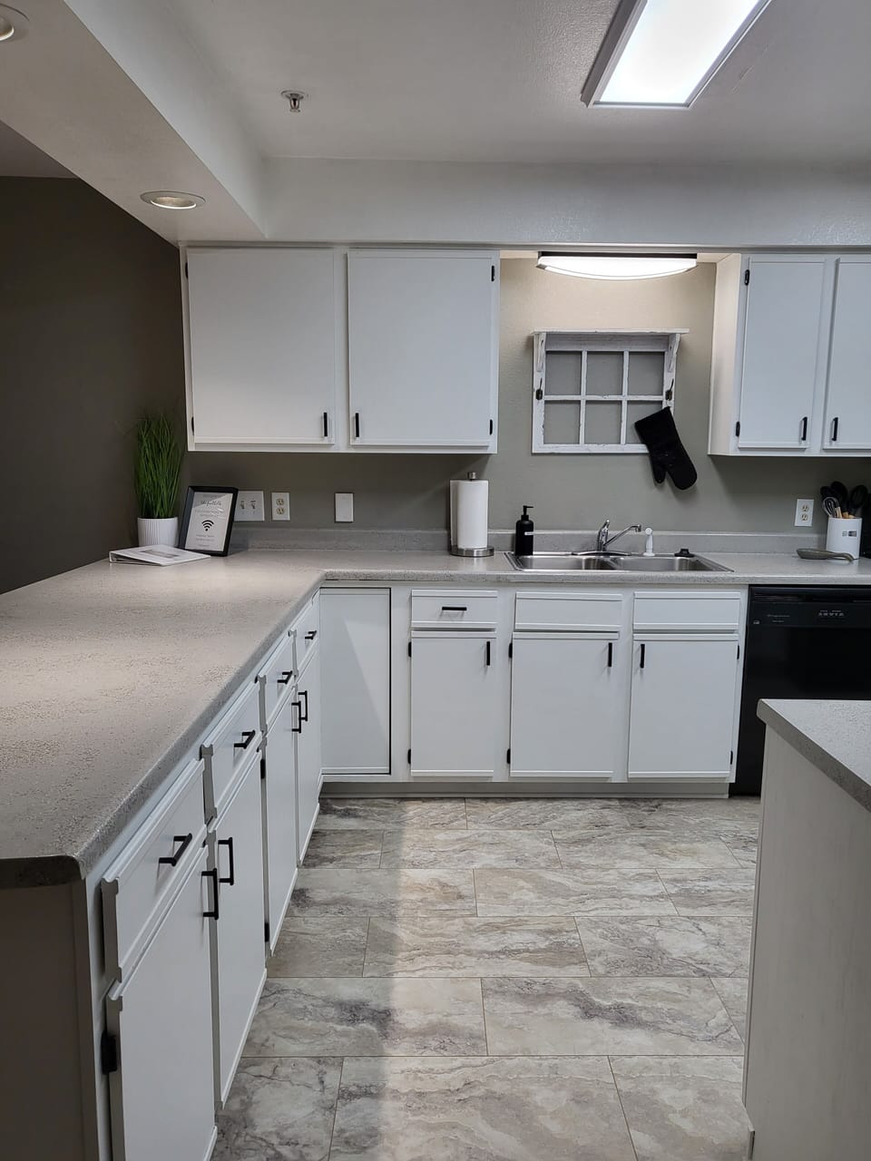 Large kitchen with plenty of counter space