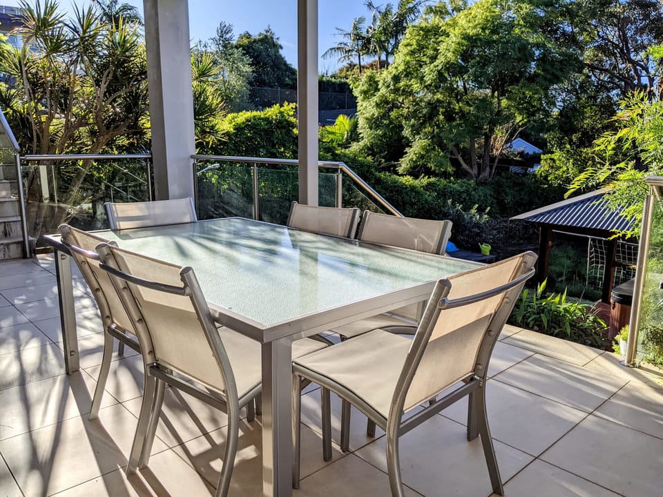 Outdoor dining set