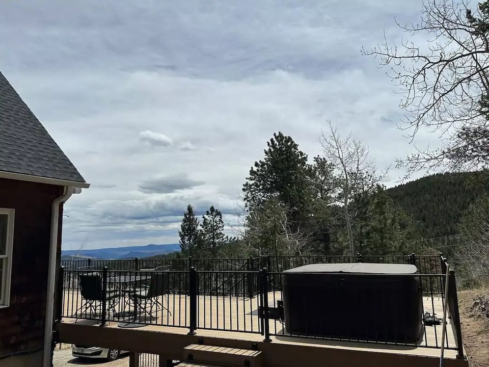 Hot tub