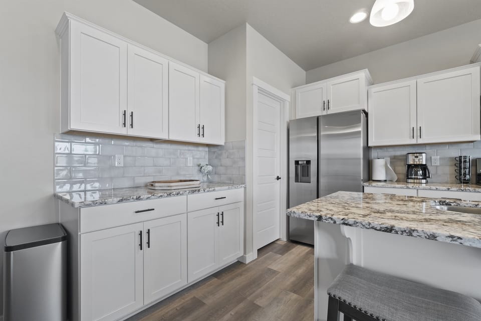 Lots of counter space in the kitchen