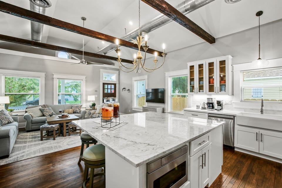 Gourmet Kitchen with HUGE island