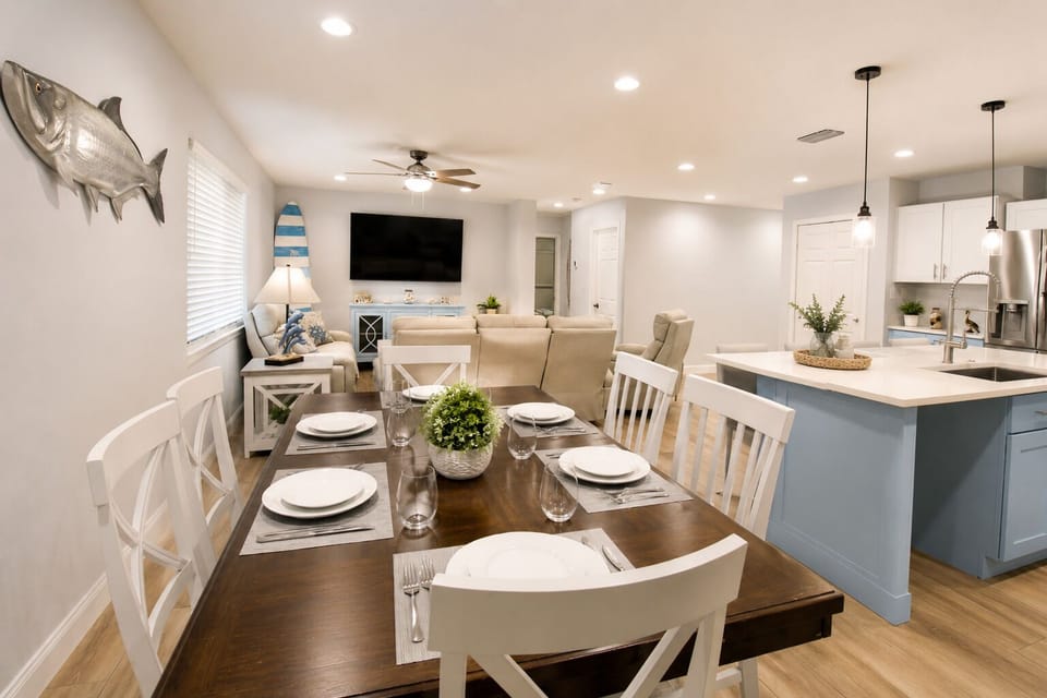 Kitchen - Dining
