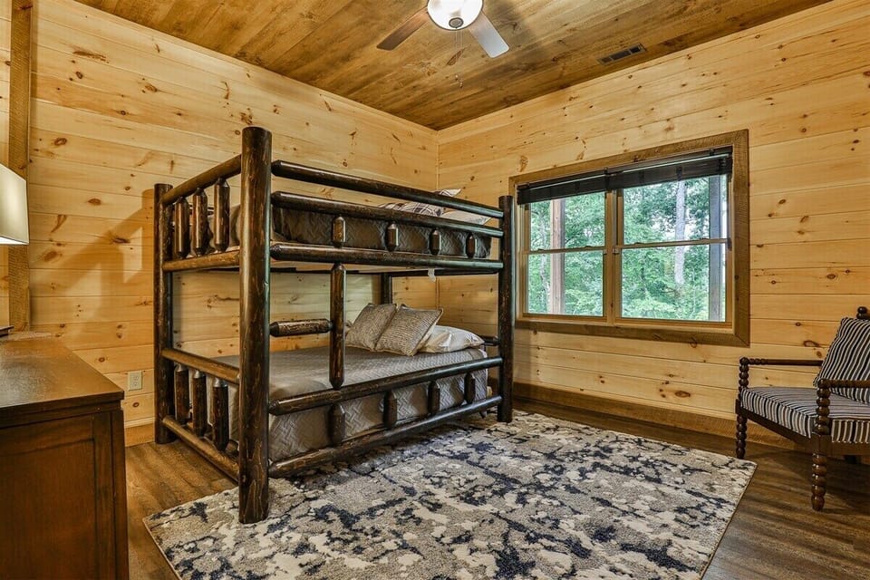 Terrace level bunk room
