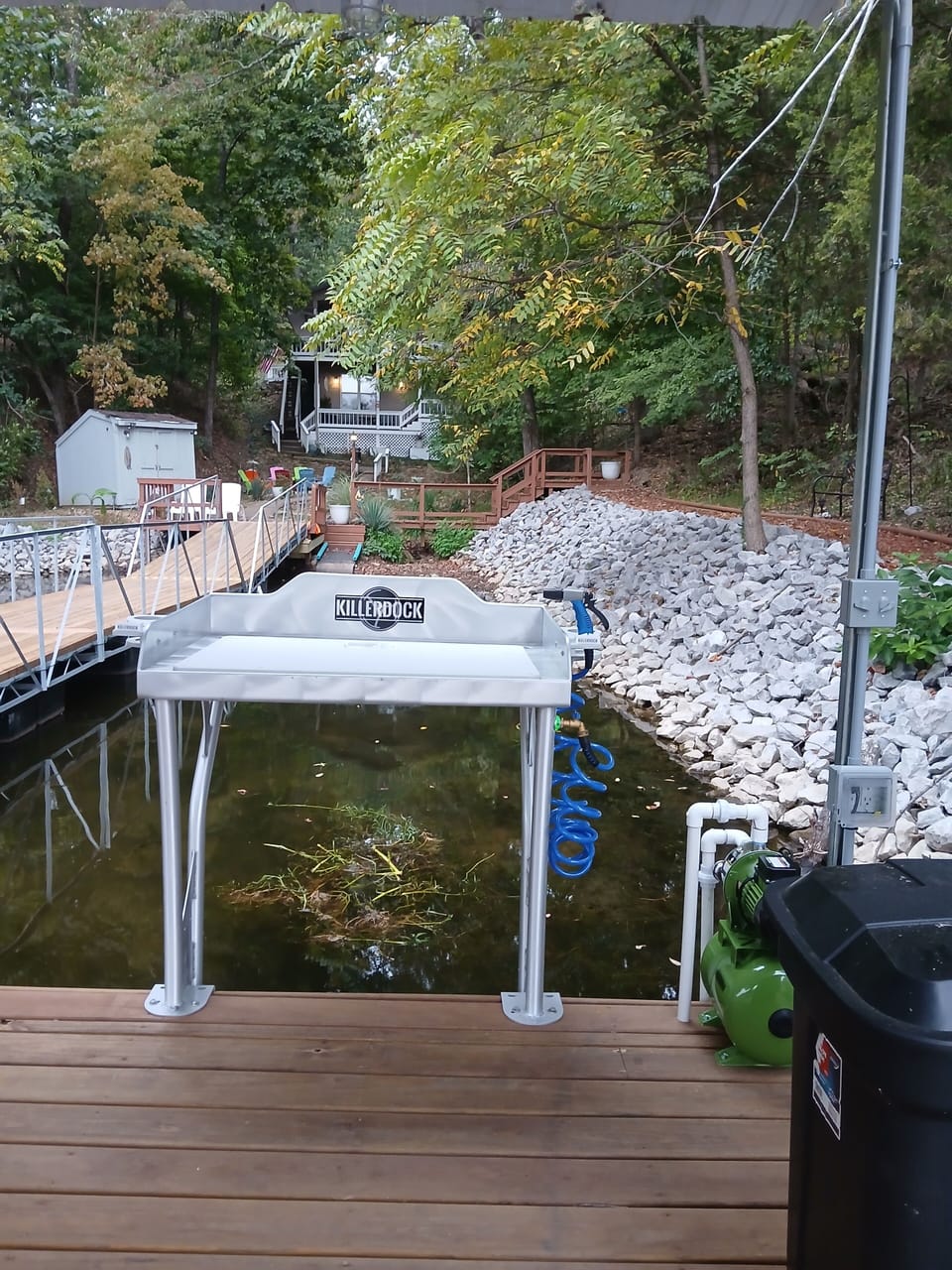 Fish cleaning station with water pump sprayer & lighting 