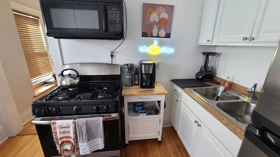 Well stocked kitchen to enjoy morning coffee/tea and cook up delicious meals.