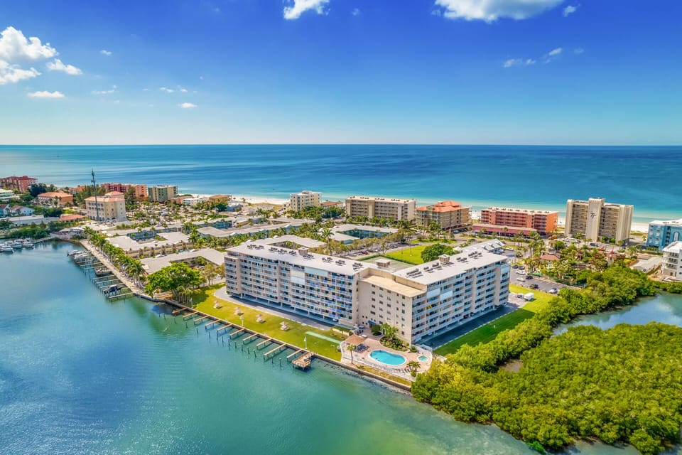 Indian Shores Vacation Rental | 3BR | 2BA | 1,586 Sq Ft | Step-Free Access