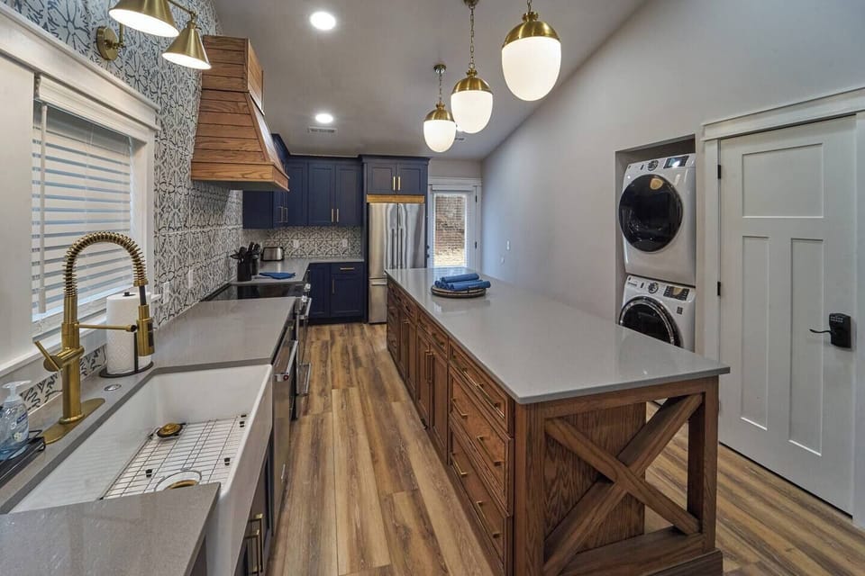 Kitchen (2)