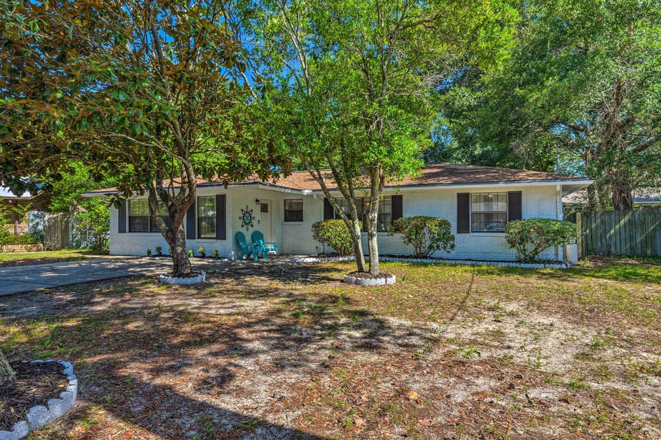 Fort Walton Beach | 4BR | 3BA | 1,750 Sq Ft | Step-Free Access