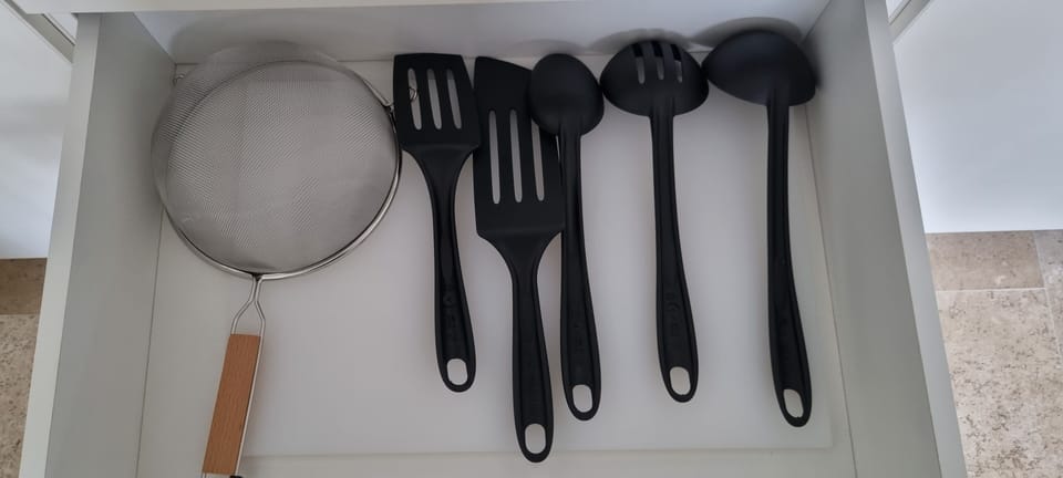 kitchen-amenities
