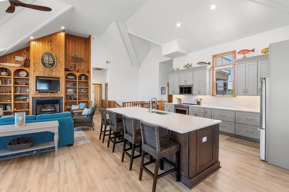 WH242: Starboard Home | Top Level Living Area and Kitchen