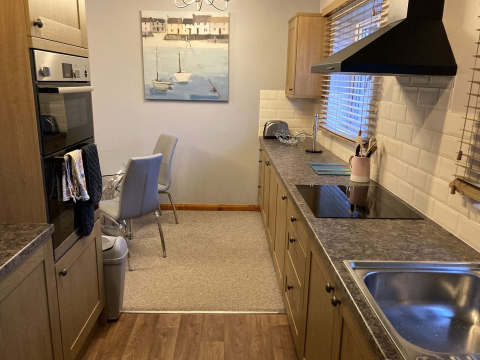 Kitchen towards the dining area