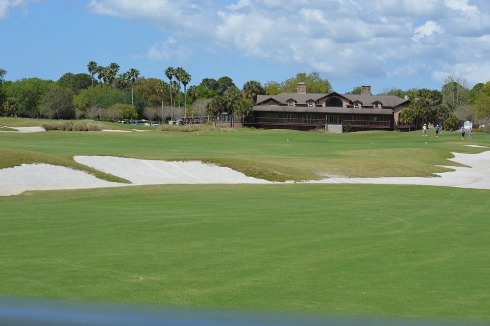 Golf Courses Close By