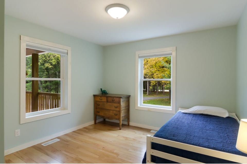 Bedroom 3 - Twin Bed with Twin Trundle